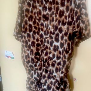 This is a leopard short sleeve dress